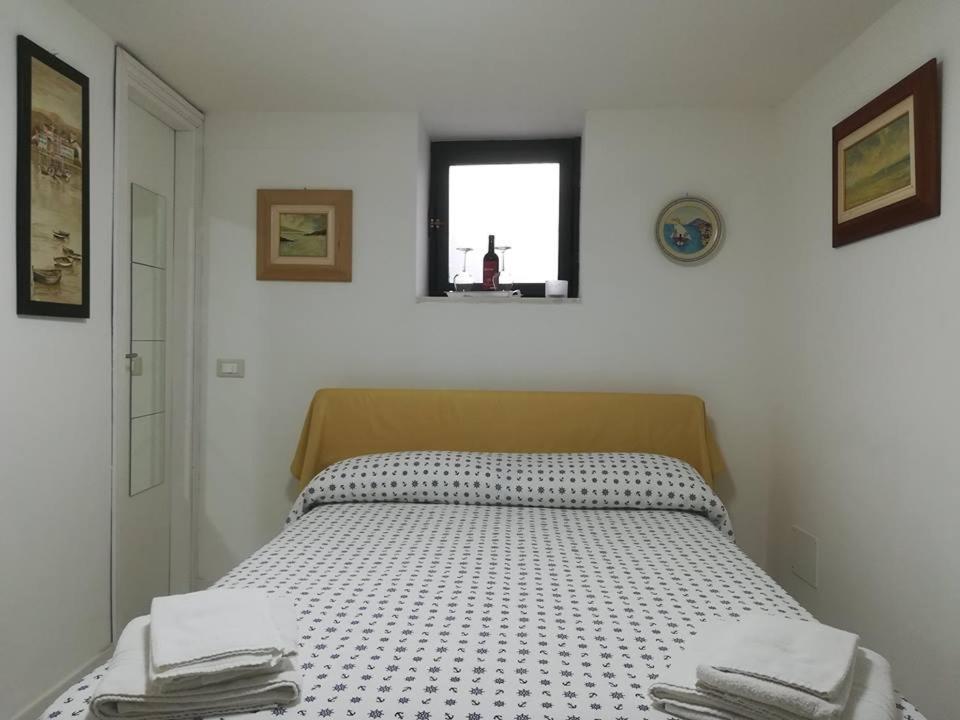 Villa Iscla Maison D'Hotes Ischia Luaran gambar