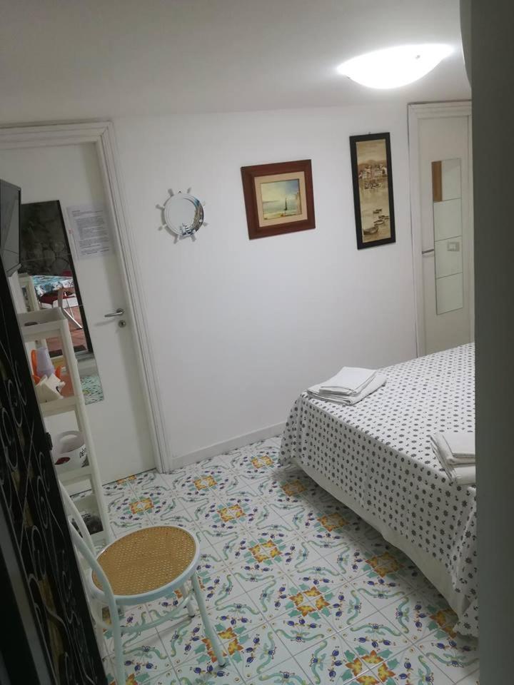 Villa Iscla Maison D'Hotes Ischia Luaran gambar